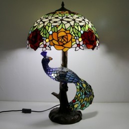 Tiffany-stil bordlampe med...